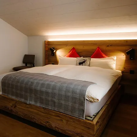 Engstligenalp Hotel *