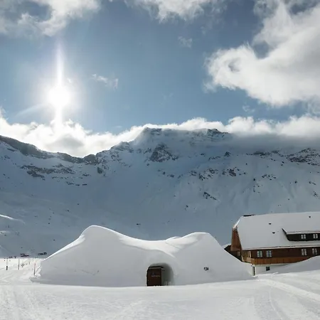 Engstligenalp Hotel