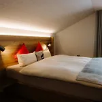 Engstligenalp Otel *