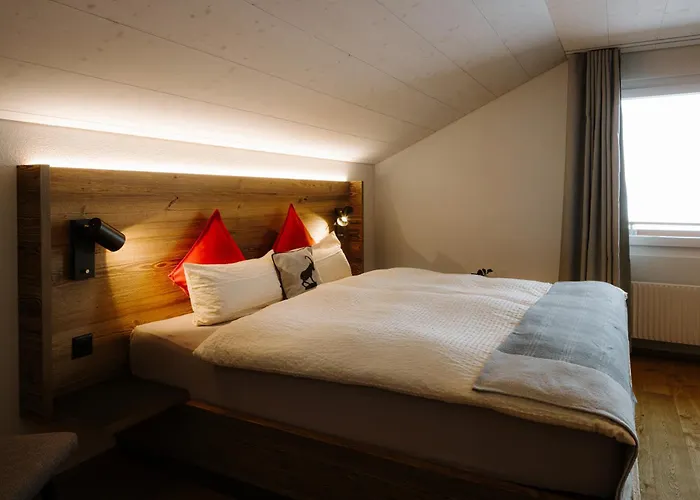 Engstligenalp Hotel *